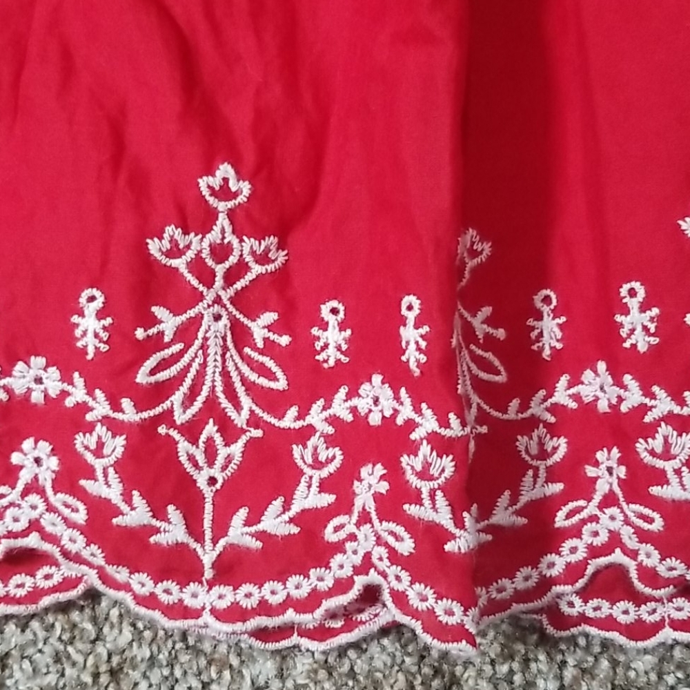 Old Navy Toddler Girl Embroidered Red Top 2T - Picture 2 of 8